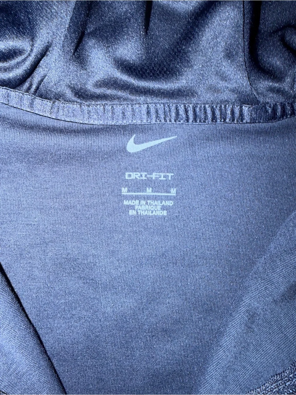 Nike Women's FCB Barcelona 2021 2022 Travel 1/4 Hooded Sweatshirt Size Medium M